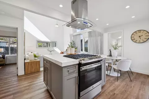 Kitchen - 17 Cassandra Way, Mountain View, CA 94043 photo 5 of 5