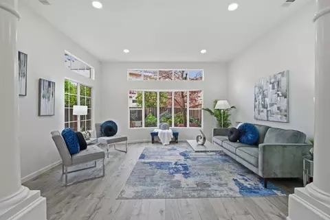 2207 Vizcaya Cir, Campbell, CA 95008