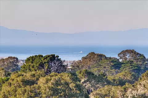 500 Glenwood Cir 537, Monterey, CA 93940
