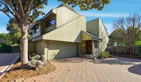 670 San Antonio Rd 26, Palo Alto, CA 94306