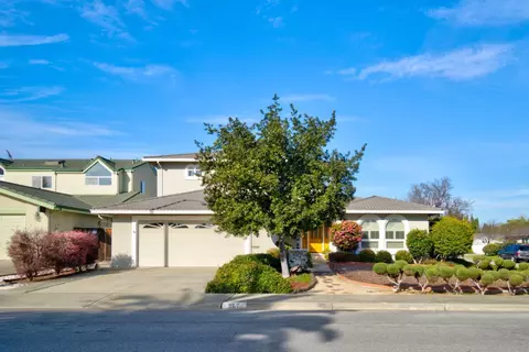 967 Erica Dr, Sunnyvale, CA 94086