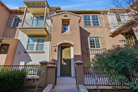 212 Boston Fern Cmn, Fremont, CA 94539