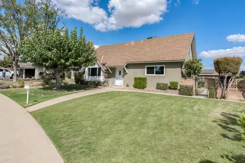 3221 Colgate Ln, Bakersfield, CA 93306
