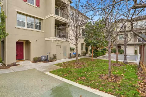 636 Messina Gardens Ln, San Jose, CA 95133
