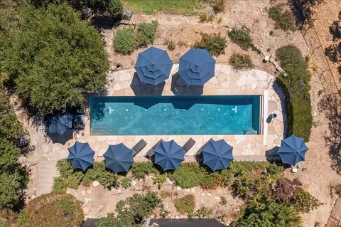 Exterior - 8320 Chantrelle Ct, Gilroy, CA 95020 photo 6 of 20