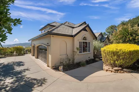 Exterior - 8320 Chantrelle Ct, Gilroy, CA 95020 photo 19 of 20