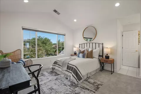 Bedroom - 8320 Chantrelle Ct, Gilroy, CA 95020 photo 6 of 7