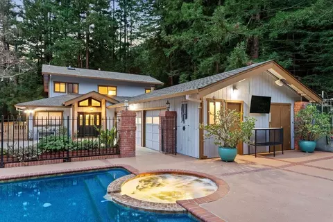 350 Aurora Rd, Soquel, CA 95073