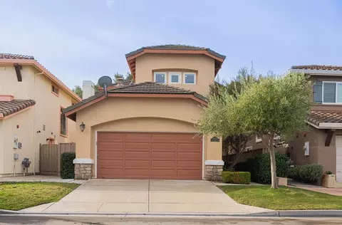 18050 Stonehaven, Salinas, CA 93908