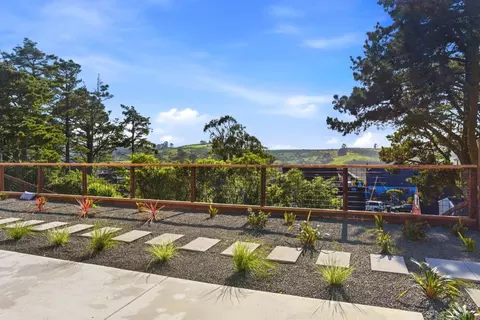 704 Claridge Dr, Pacifica, CA 94044 photo 46