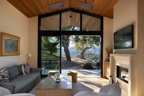 Living - 71 Este Canada, Carmel, CA 93923 photo 2 of 4