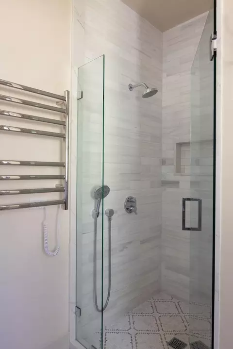 Bath - 71 Este Canada, Carmel, CA 93923 photo 2 of 7