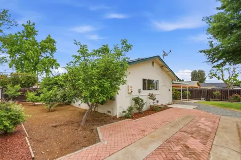 Exterior - 190 Spring Ave, Morgan Hill, CA 95037 photo 12 of 14