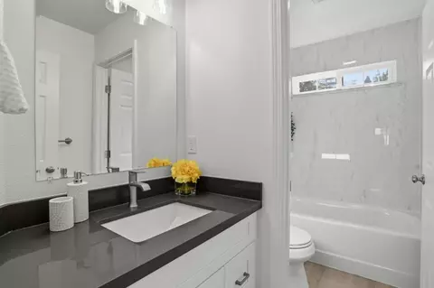 Bath - 1430 Cuciz Ln, Milpitas, CA 95035 photo 3 of 3
