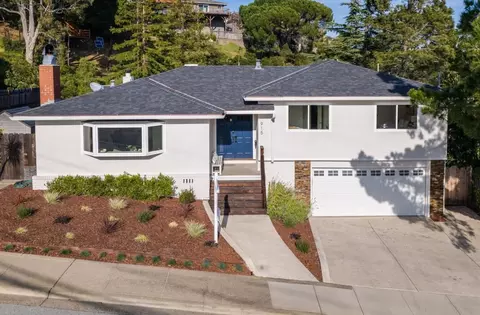 915 Crestview Dr, San Carlos, CA 94070