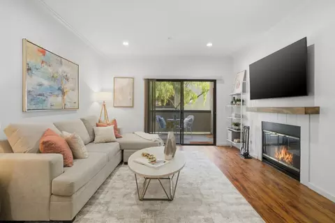 1256 Stanhope Ln 154, Hayward, CA 94545