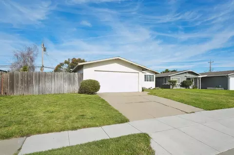 Exterior - 559 E Alvin Dr, Salinas, CA 93906 photo 3 of 9