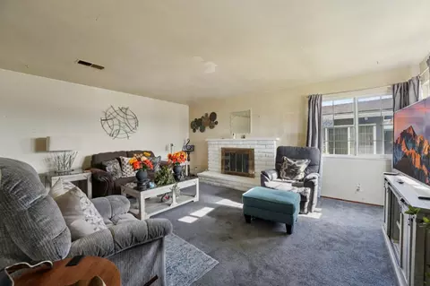 Living - 559 E Alvin Dr, Salinas, CA 93906 photo 1 of 2