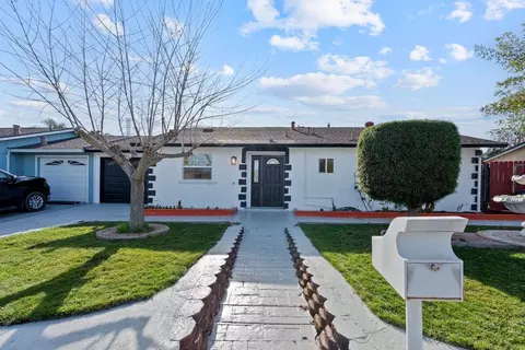 520 Polk Ct, Gilroy, CA 95020