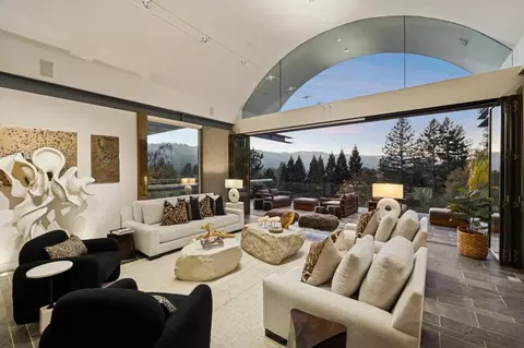 65 Cheyenne Pt, Portola Valley, CA 94028