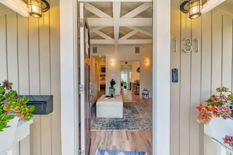 Entry Way - 131 Carmel Ave, Pacifica, CA 94044 photo 1 of 2