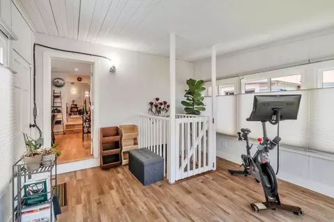 Entry Way - 131 Carmel Ave, Pacifica, CA 94044 photo 2 of 2