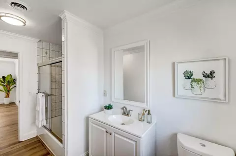 Bath - 1783 Kenneth St, Seaside, CA 93955 photo 1 of 1