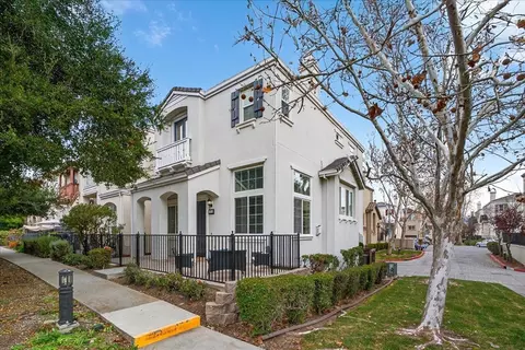 976 Foxworthy Ave, San Jose, CA 95125