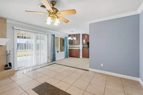 Living - 2425 Meadow Rue Dr, Modesto, CA 95355 photo 3 of 6