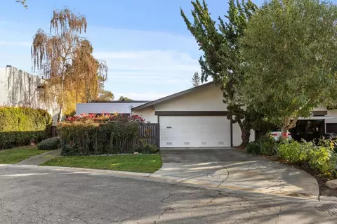 2445 Sharon Oaks Dr, Menlo Park, CA 94025