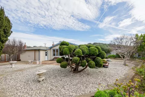 Exterior - 1367 Hermosa Ave, Pacifica, CA 94044 photo 3 of 5