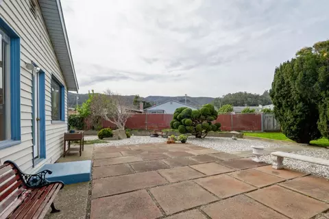 Exterior - 1367 Hermosa Ave, Pacifica, CA 94044 photo 1 of 5