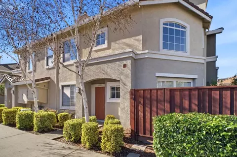 1885 Flagstone Dr, Union City, CA 94587