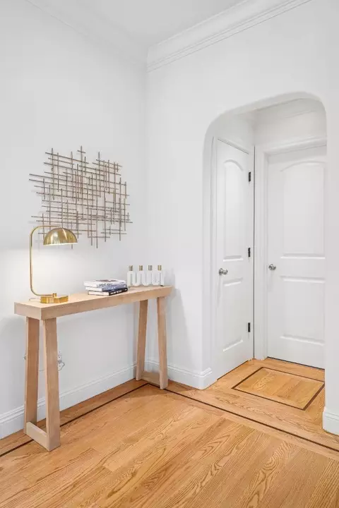 Entry Way - 257 S Ashton Ave, Millbrae, CA 94030 photo 7 of 7
