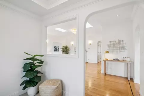 Entry Way - 257 S Ashton Ave, Millbrae, CA 94030 photo 2 of 7
