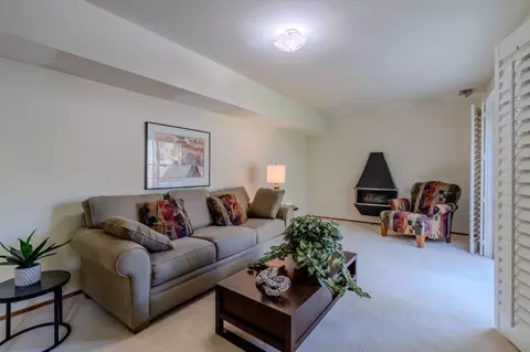 Living - 810 Saint Lawrence Dr, Pacifica, CA 94044 photo 4 of 4