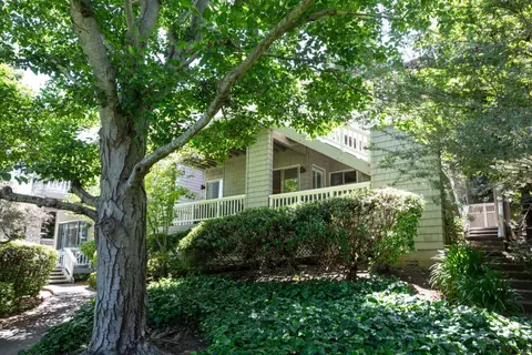 699 Manresa Ln, Los Altos, CA 94022