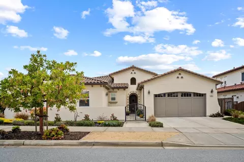 3019 Bluffs Dr, Marina, CA 93933