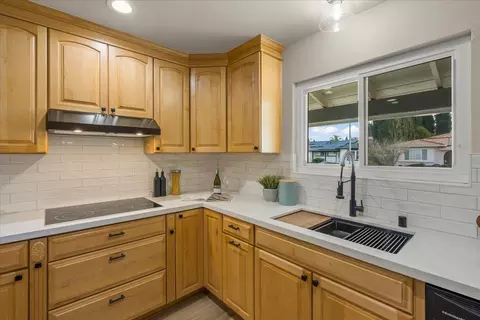 6535 Kings Pl, Gilroy, CA 95020 photo 12