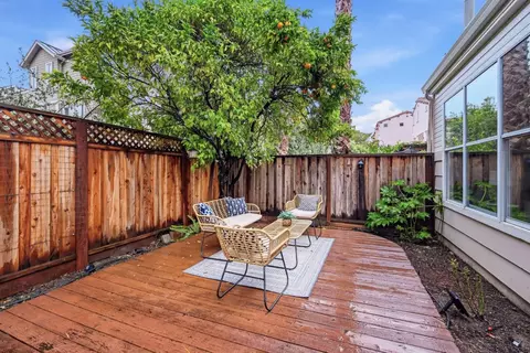 Exterior - 417 Saint Emilion Ct, Mountain View, CA 94043 photo 4 of 5