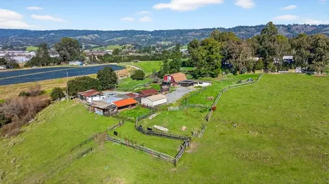 View/Area - 195 Bjur Dr, Watsonville, CA 95076 photo 6 of 10