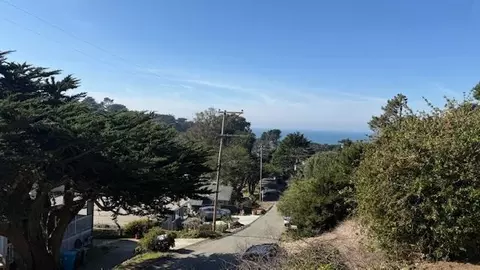 621 Carmel Ave, Pacifica, CA 94044
