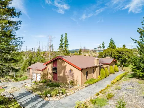 590 Pineridge Rd, Santa Cruz, CA 95060