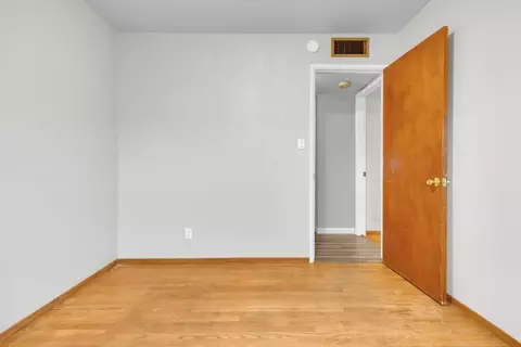 Bedroom - 2733 10th Ave, Merced, CA 95340 photo 4 of 7