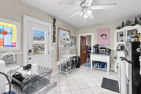 Kitchen - 883 Lighthouse Ave, Monterey, CA 93940 photo 1 of 2