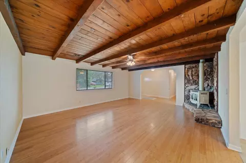 7235 Amigo Way, Redding, CA 96002 photo 3
