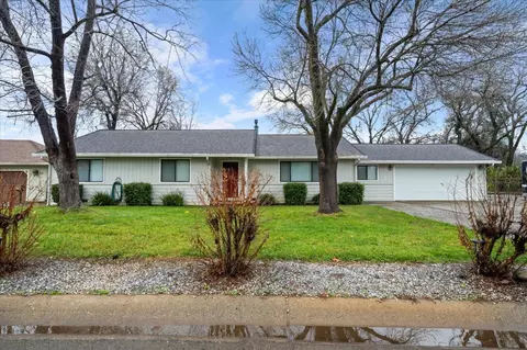 7235 Amigo Way, Redding, CA 96002