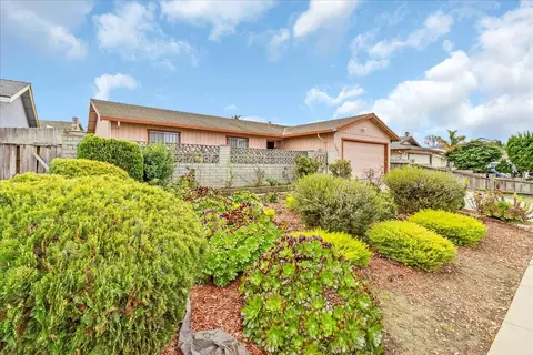 Exterior - 724 Circle Dr, Salinas, CA 93905 photo 4 of 4