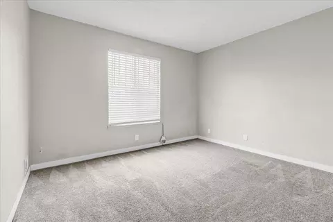 Bedroom - 724 Circle Dr, Salinas, CA 93905 photo 3 of 11
