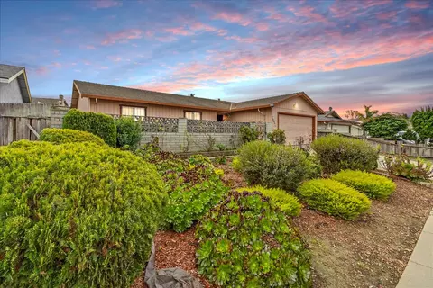 Exterior - 724 Circle Dr, Salinas, CA 93905 photo 3 of 4
